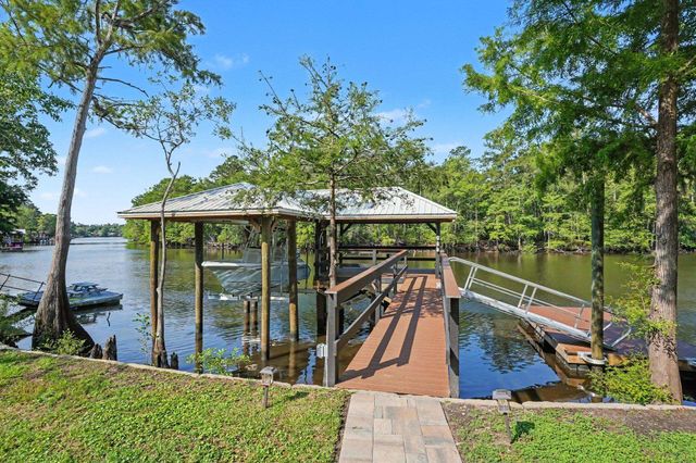 2015 Lees Landing Circle, Conway, SC 29526
