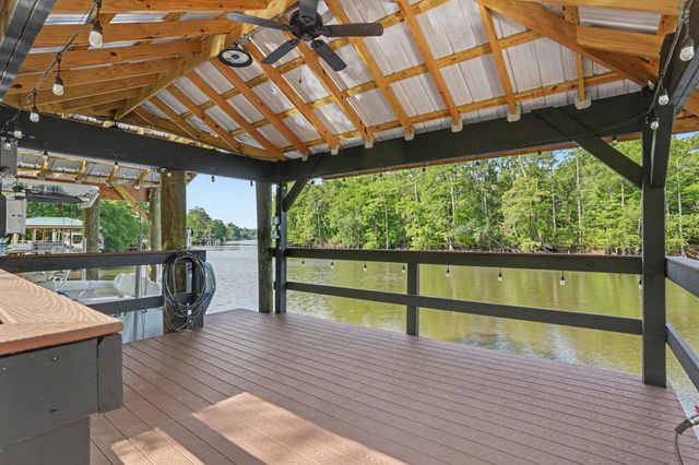 2015 Lees Landing Circle, Conway, SC 29526