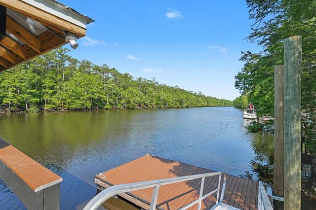 2015 Lees Landing Circle, Conway, SC 29526