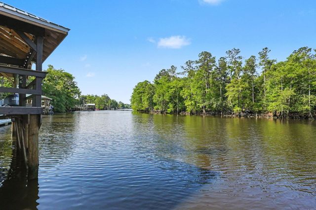 2015 Lees Landing Circle, Conway, SC 29526