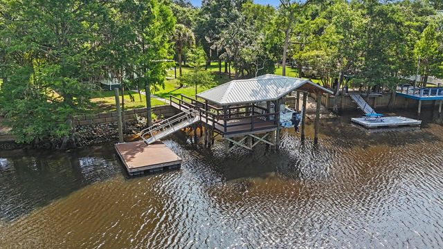 2015 Lees Landing Circle, Conway, SC 29526
