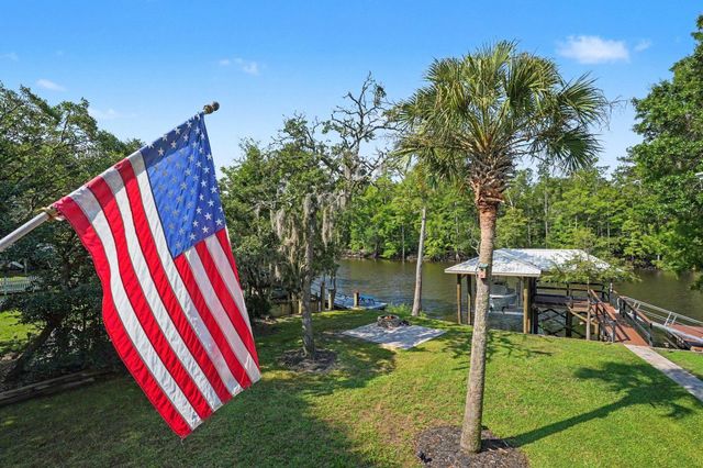 2015 Lees Landing Circle, Conway, SC 29526