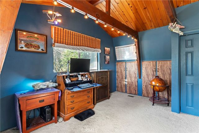 26509 Lake Forest Drive, Twin Peaks, CA 92391