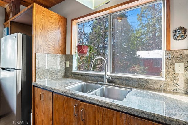 26509 Lake Forest Drive, Twin Peaks, CA 92391