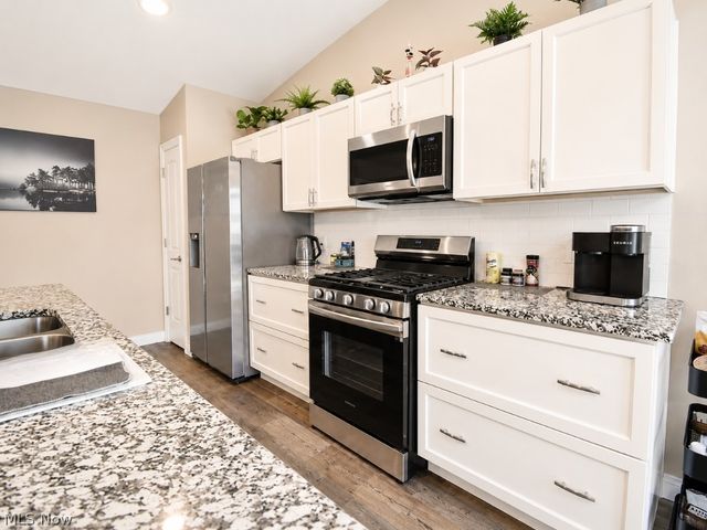 338 Nautical Way, Fairport Harbor, OH 44077