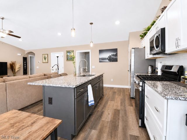 338 Nautical Way, Fairport Harbor, OH 44077