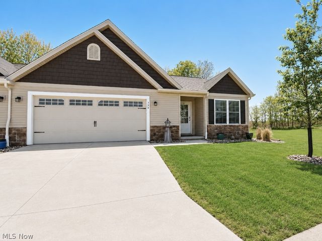 338 Nautical Way, Fairport Harbor, OH 44077