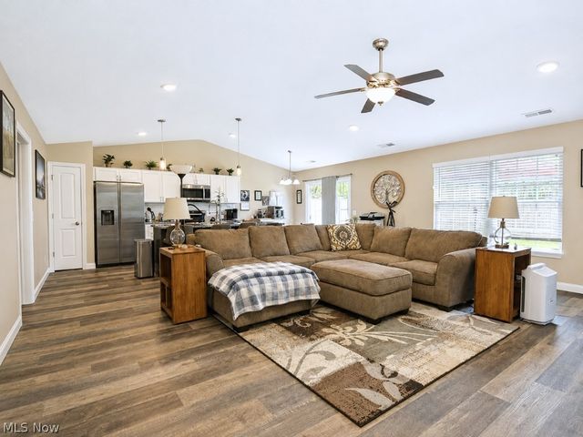 338 Nautical Way, Fairport Harbor, OH 44077