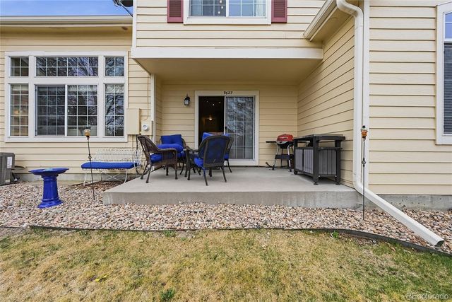 9627 Independence Drive, Broomfield, CO 80021