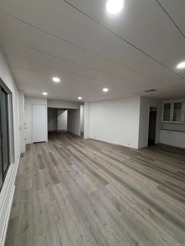 16079 Yarnell Street SE Space 5C, Sylmar, CA 91342