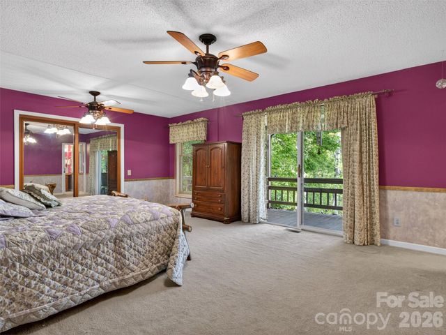255 Westover Lane, Burnsville, NC 28714