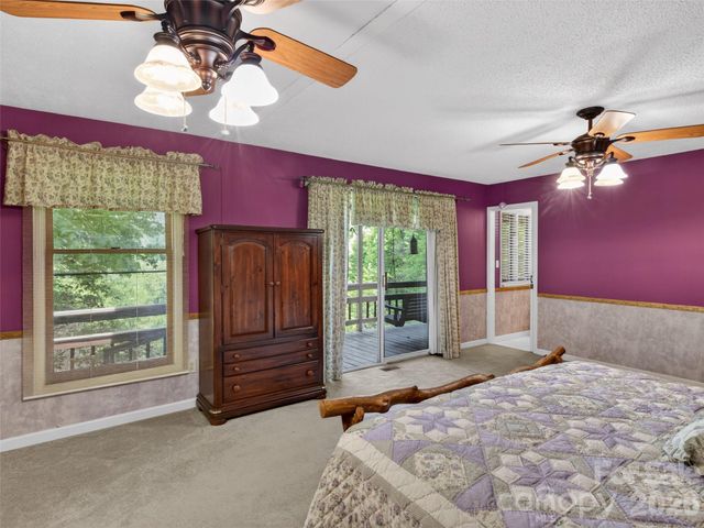 255 Westover Lane, Burnsville, NC 28714