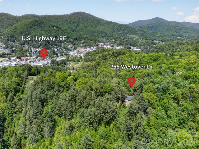 255 Westover Lane, Burnsville, NC 28714