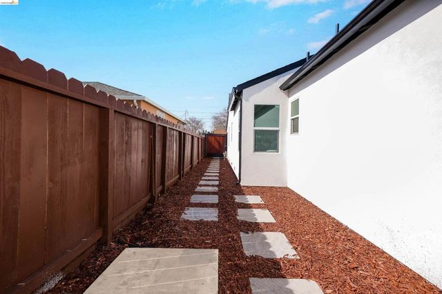 16826 16826 Bar Ave, San Lorenzo, CA 94580