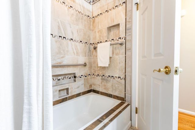 5525 Mesa Verda Court, Fairfield, OH 45014
