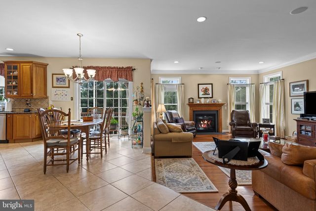 102 RICHARDS WAY, Avondale, PA 19311
