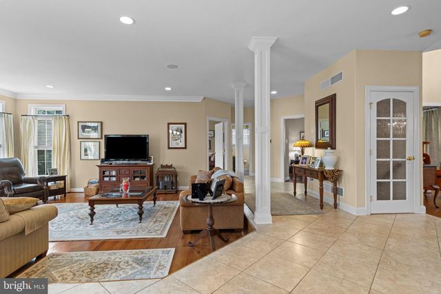 102 RICHARDS WAY, Avondale, PA 19311