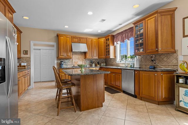102 RICHARDS WAY, Avondale, PA 19311