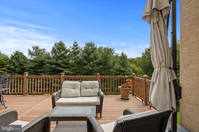 102 RICHARDS WAY, Avondale, PA 19311