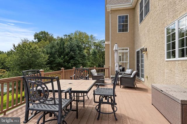 102 RICHARDS WAY, Avondale, PA 19311
