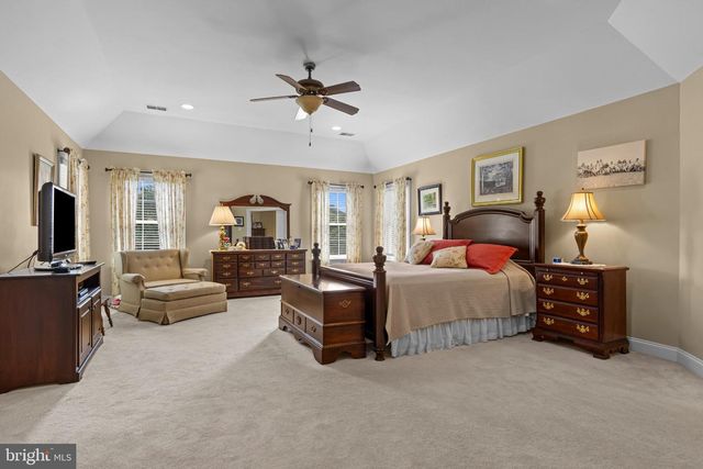 102 RICHARDS WAY, Avondale, PA 19311