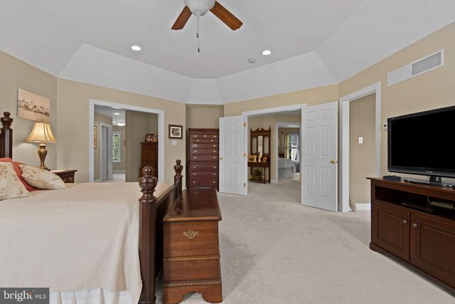 102 RICHARDS WAY, Avondale, PA 19311