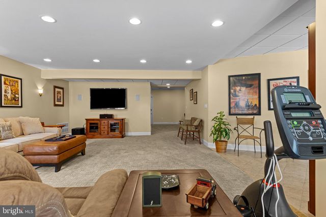 102 RICHARDS WAY, Avondale, PA 19311