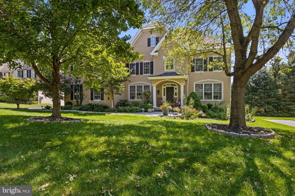 102 RICHARDS WAY, Avondale, PA 19311