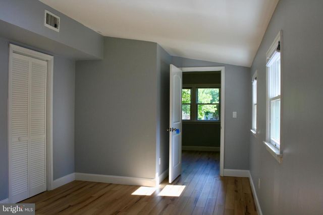 124 STRATFORD AVE, Trenton, NJ 08618