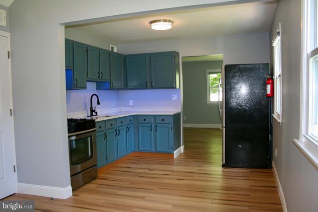 124 STRATFORD AVE, Trenton, NJ 08618