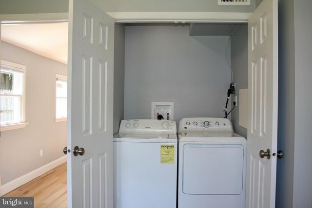 124 STRATFORD AVE, Trenton, NJ 08618