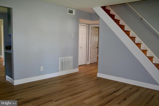 124 STRATFORD AVE, Trenton, NJ 08618