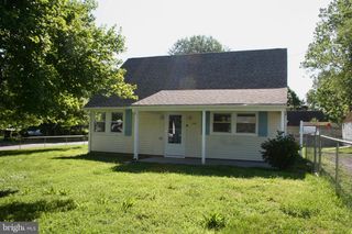 124 STRATFORD AVE, Trenton, NJ 08618