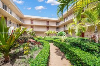10625 SW 112th Ave 301, Miami, FL 33176