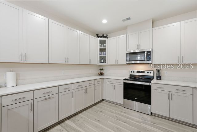 97 Weekend Avenue, Hardeeville, SC 29927