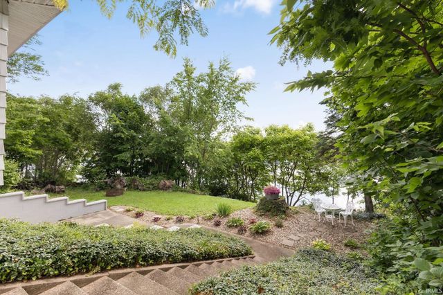 56040 River Heights, Elkhart, IN 46516