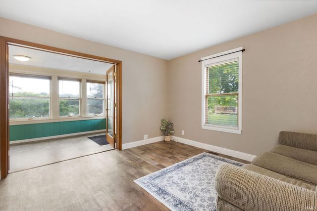 56040 River Heights, Elkhart, IN 46516