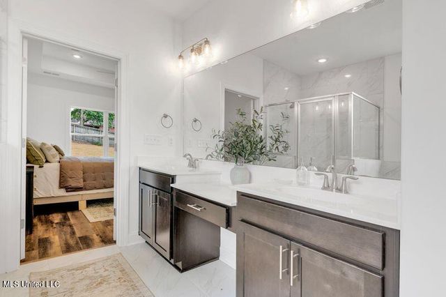 2067 Belmarie Drive, Southaven, MS 38672