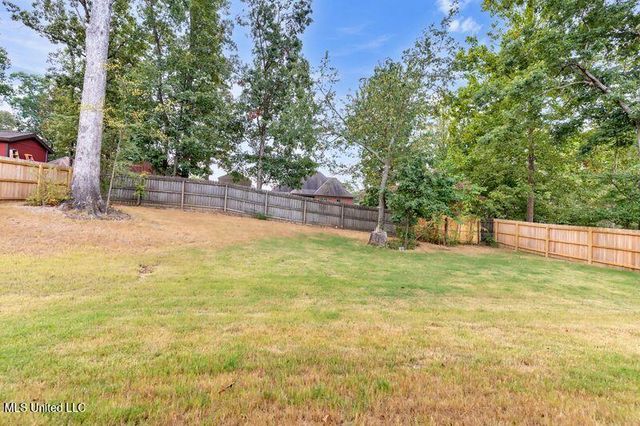 2067 Belmarie Drive, Southaven, MS 38672