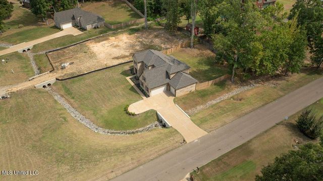 2067 Belmarie Drive, Southaven, MS 38672