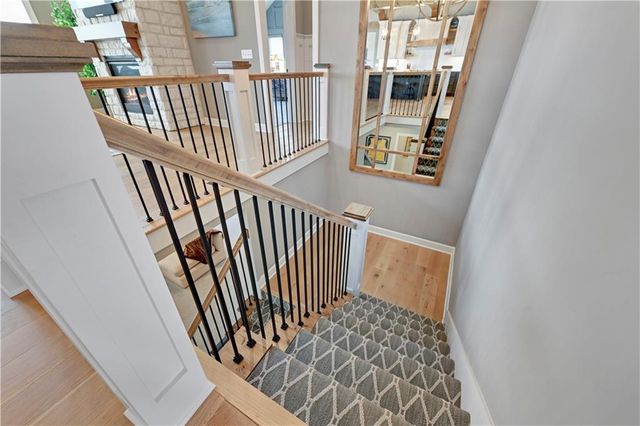 1111 Hillswick Lane, Raymore, MO 64083