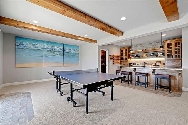 1111 Hillswick Lane, Raymore, MO 64083