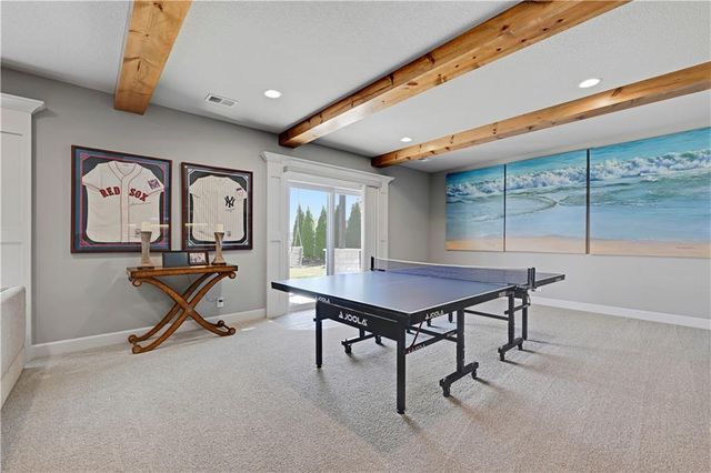 1111 Hillswick Lane, Raymore, MO 64083