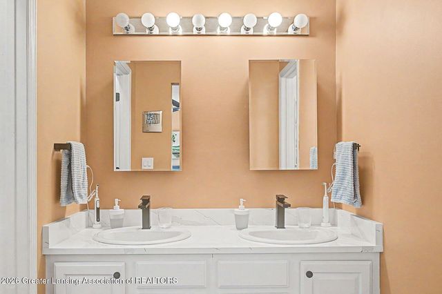 16600 La Fleur Drive, East Lansing, MI 48823