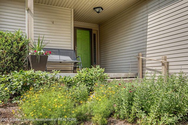 16600 La Fleur Drive, East Lansing, MI 48823