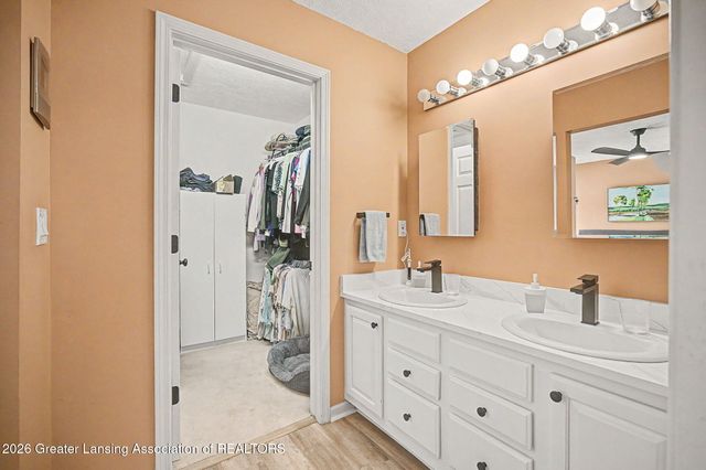 16600 La Fleur Drive, East Lansing, MI 48823