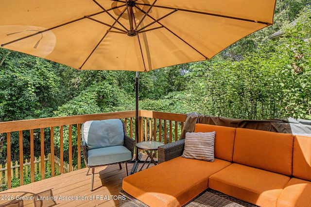 16600 La Fleur Drive, East Lansing, MI 48823