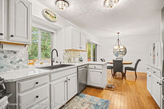 16600 La Fleur Drive, East Lansing, MI 48823