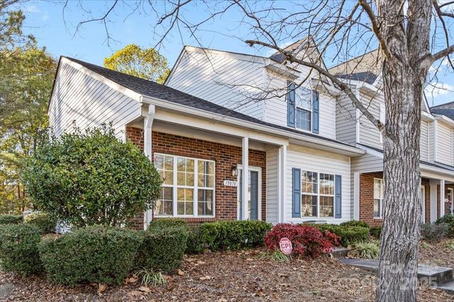 15070 Deshler Court, Charlotte, NC 28273