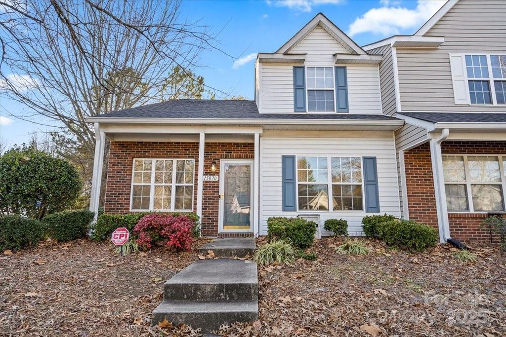 15070 Deshler Court, Charlotte, NC 28273